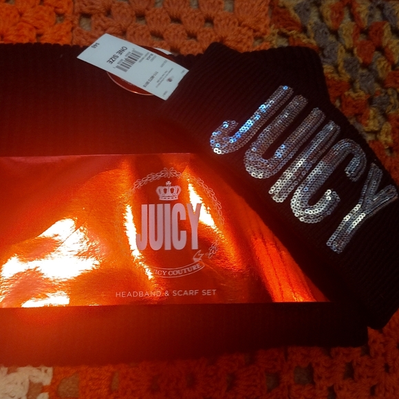Juicy Couture Headband and scarf set - Picture 2 of 2